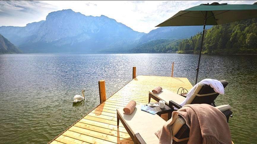 Best and cheap holiday locations around the globe with beaches for summer time.