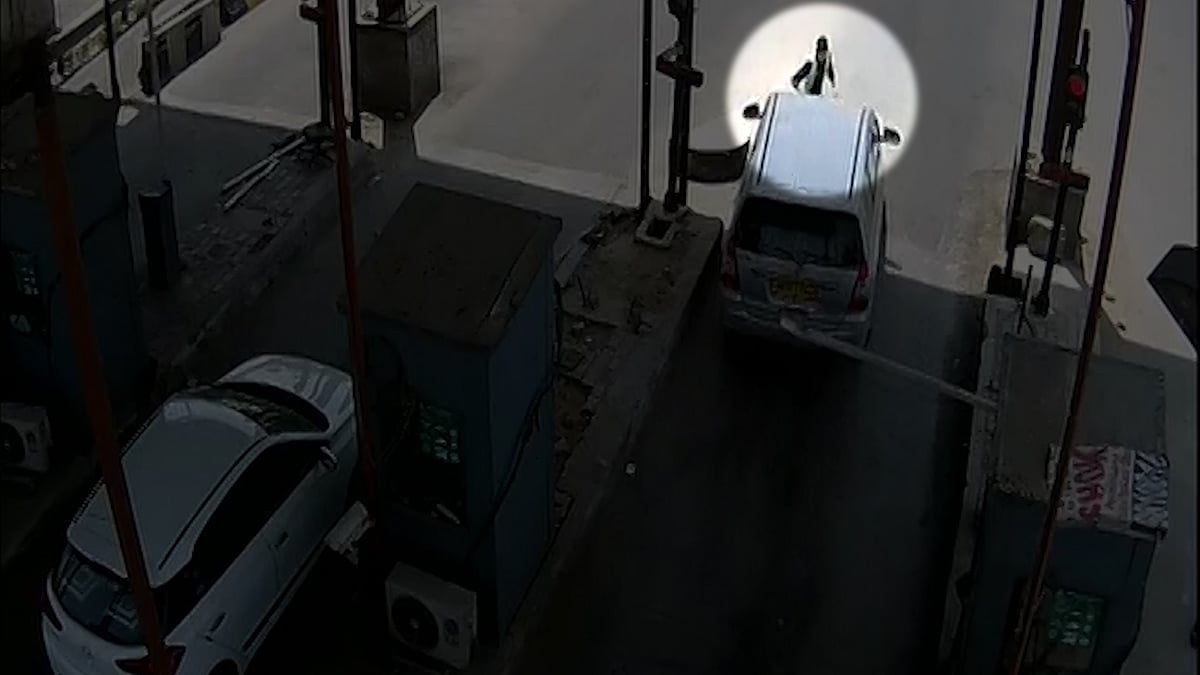 “You’ll stop my car? Even police doesn’t stop my car,” the car driver said when he was asked to stop at the toll booth.