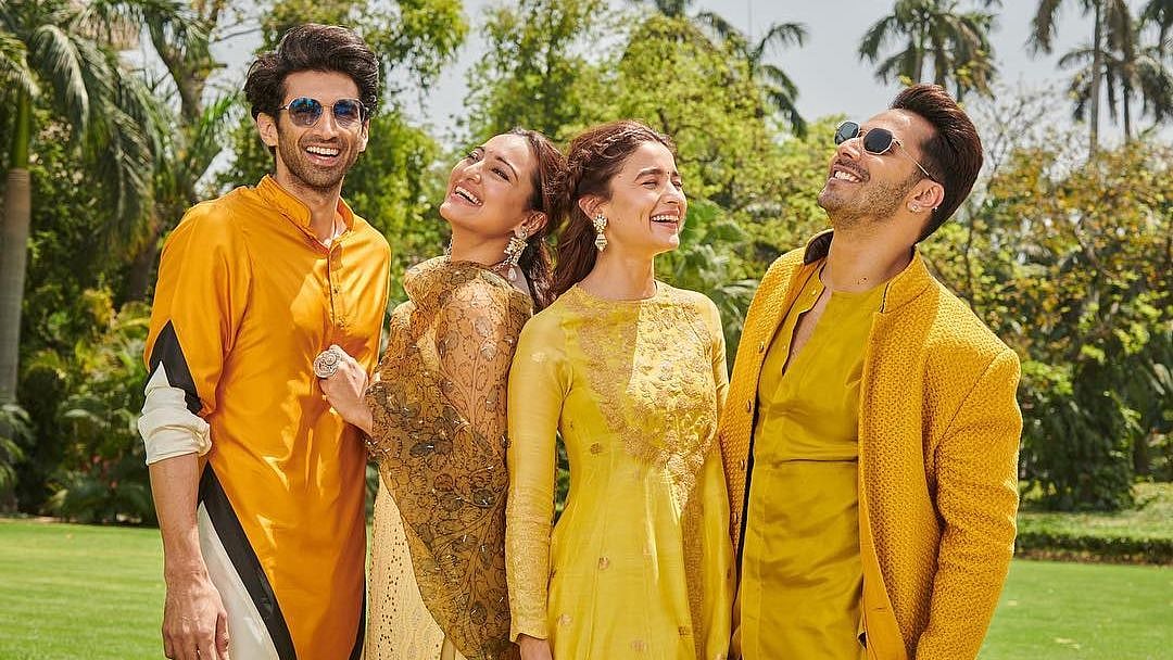 Alia Bhatt, Varun Dhawan, Sonakshi Sinha, Aditya Roy Kapur will be starring in <i>Kalank.</i>