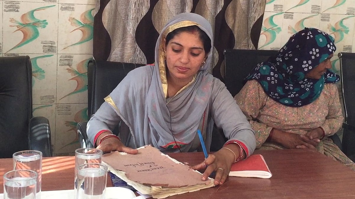 The Quint spoke to the all-women panchayat in Bhiwani Rohilla on what are the issues which matter to them. 