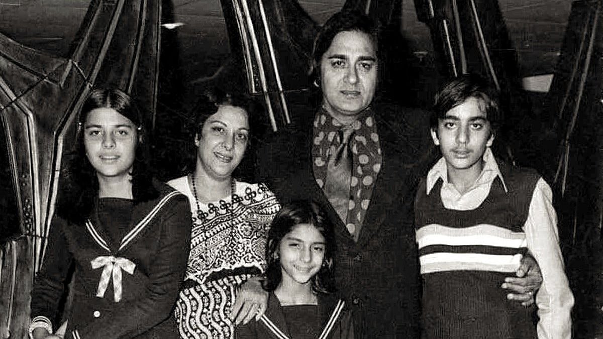 Sunill Dutt, Nargis, Priya Dutt, Sanjay Dutt in a family photo.
