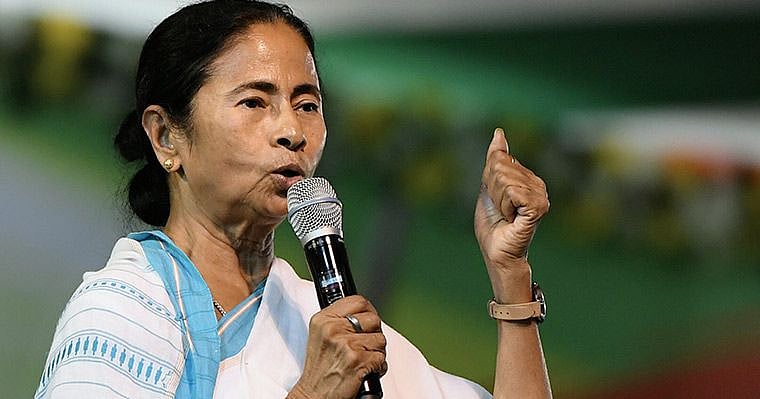 QKolkata: CM Says Corona Panic A Ploy to Divert From Delhi & More