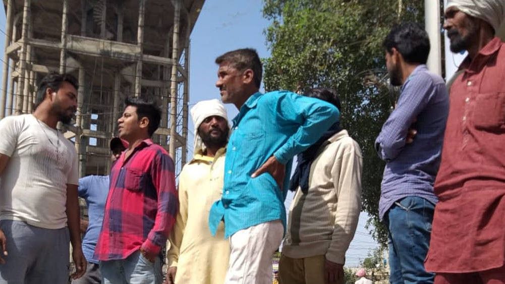 Most daily wage labourers are hired by private contractors for load carrying, cleaning and other minor construction work.
