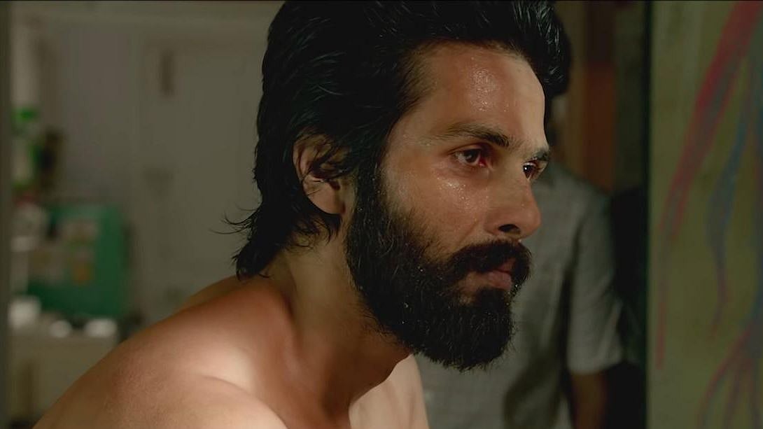 Shahid Kapoor in a still from <i>Bekhayali</i>.