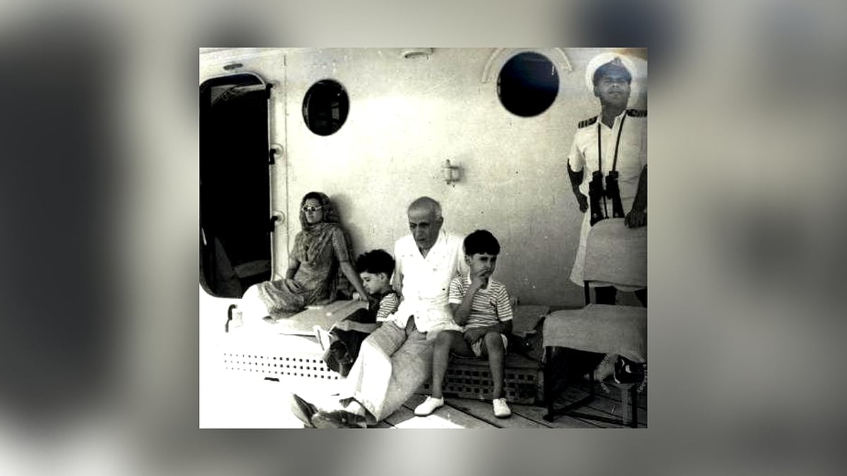 Jawaharlal Nehru with Indira Gandhi, Rajiv and Sanjay aboard INS Delhi in June 1950. 