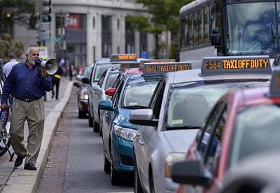 Drivers to go on strike ahead of Uber IPO. (Xinhua/Yin Bogu/IANS)