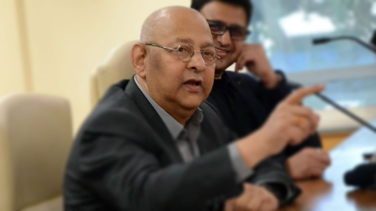 The Committee of Administrators (CoA) show caused BCCI acting secretary Amitabh Choudhary.