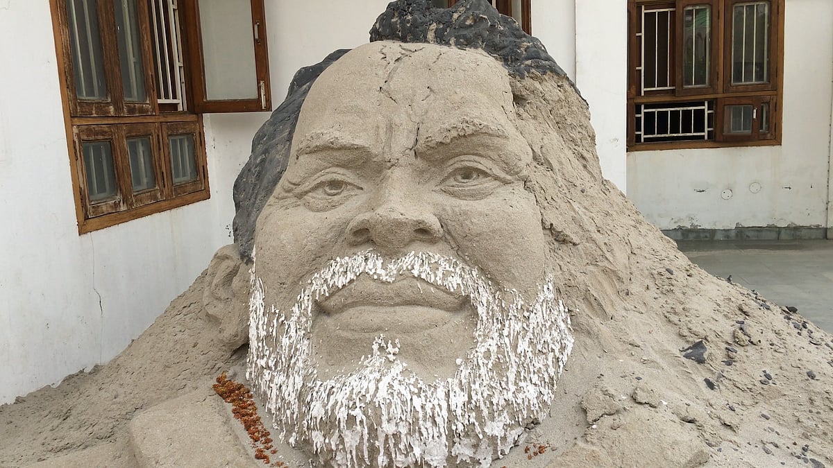 Former Prime Minister Chadra Shekhar.