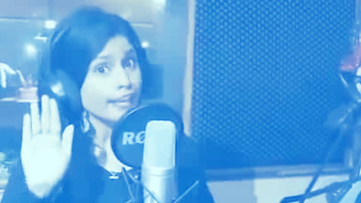 The Quint spoke to some Bhojpuri singers to find out how they go about politics-inspired tracks.