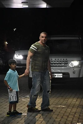 story-hero-img