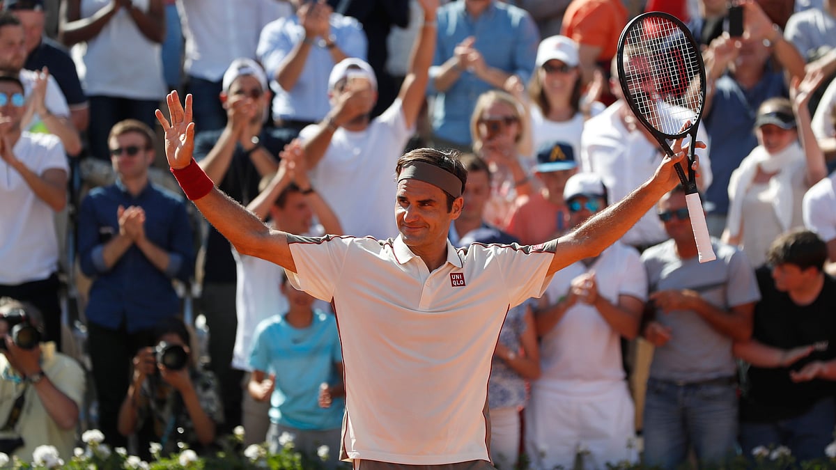 Federer became the oldest player in 28 years to reach the French Open Quarter Finals.