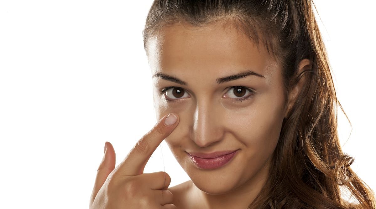 Use these home remedies to reduce dark circles and get a beautiful flawless skin.