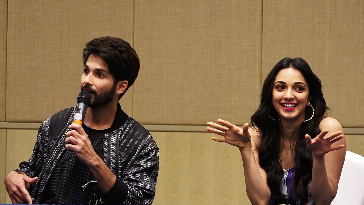 Shahid and Kiara interact with the media