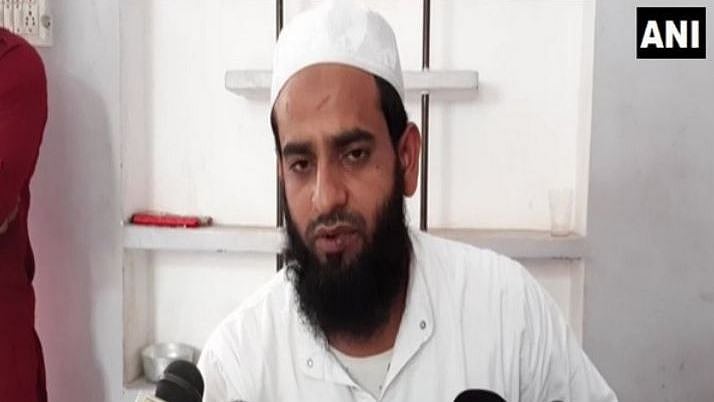The victim, Imlakur Rahman, said that a group of ten to twelve men attacked him while he was on his way home in Sarora village.