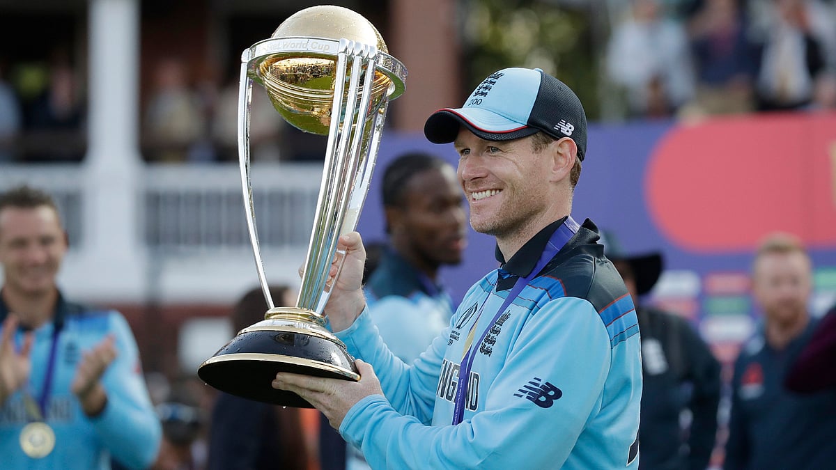 Chasing New Zealand’s score of 241/8, the hosts returned home victorious in front of the jam-packed crowd at Lord's.