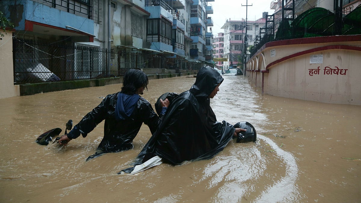Deaths were reported from various districts, including Lalitpur, Kavre, Kotang, Bhojpur, Makanpur among others.