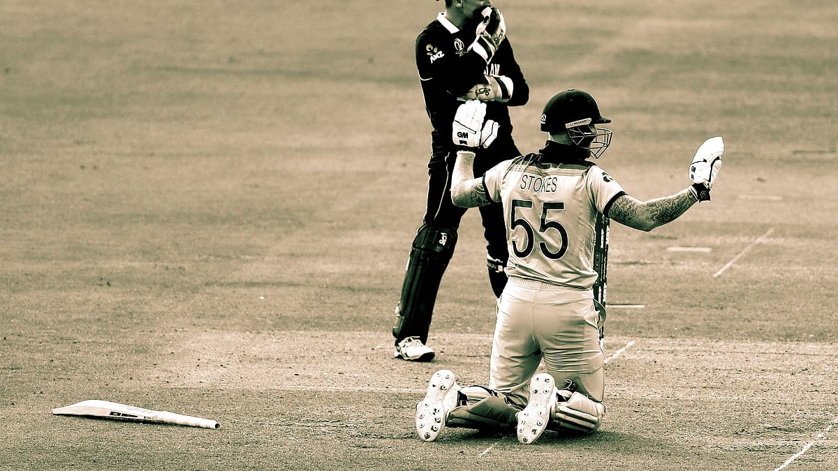 Did the umpires get it wrong by giving England 5 runs instead of 6 after the ball went to the boundary line after deflecting off Ben Stokes’ bat?