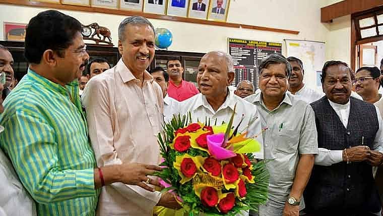 Vishweshwar Hegde Kageri (second from the left)