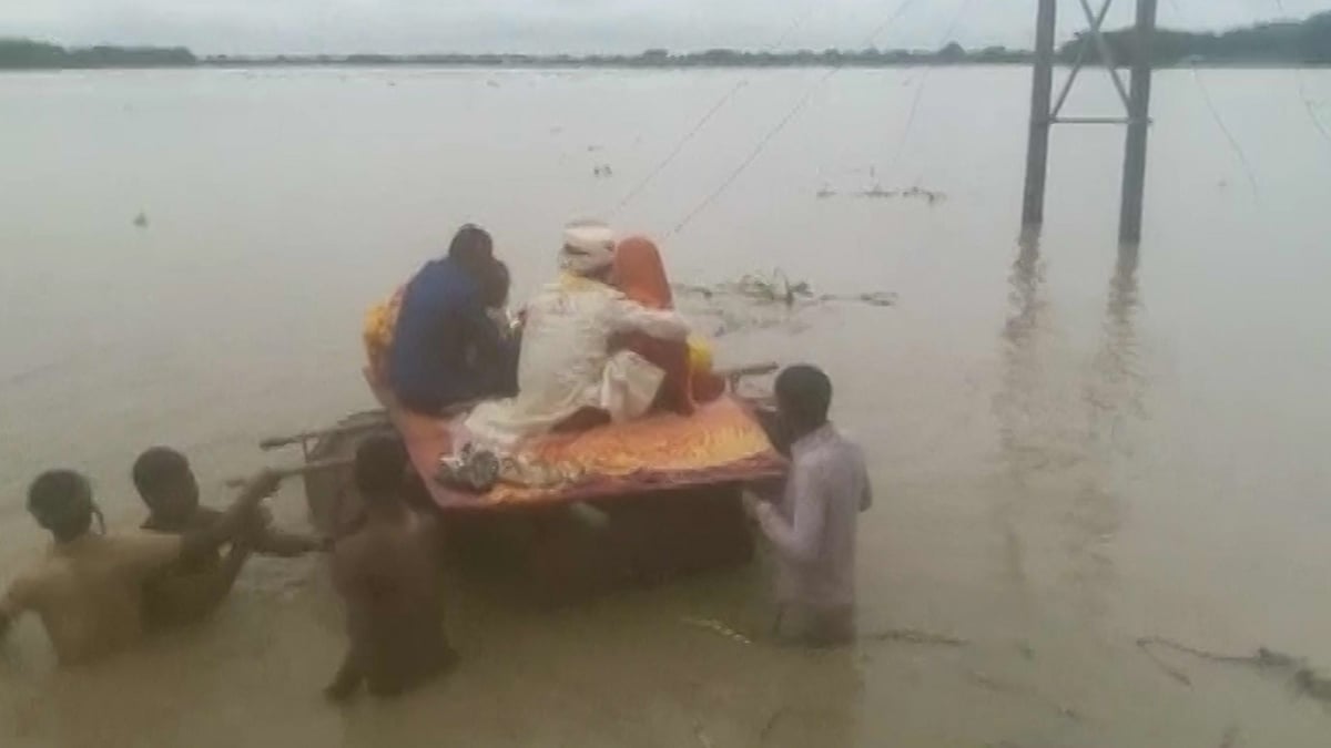 The incident reportedly took place in Forbisganj area of Araria district on Sunday, 14 July.
