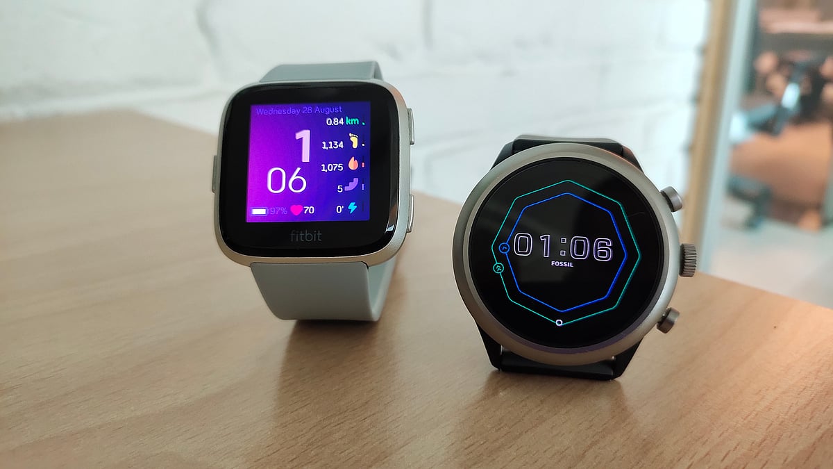 The Fitbit Versa (left) and the Fossil Sport. 