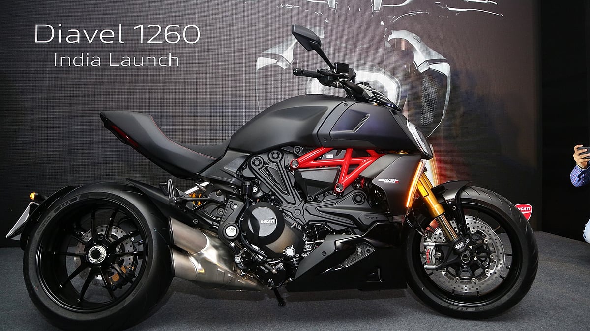 The Ducati Diavel 1260 comes with a liquid-cooled L-twin engine.&nbsp;