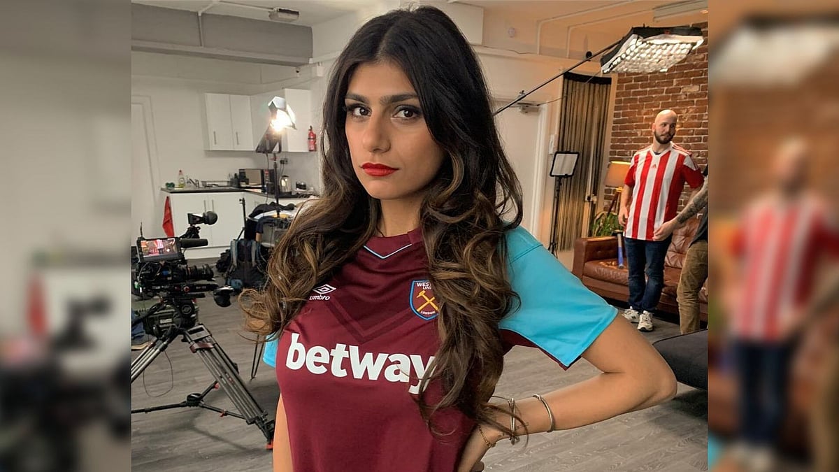 Former adult film star Mia Khalifa has tweeted in support of India's farmers' protest.