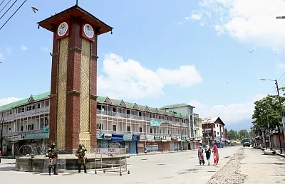 story-hero-img