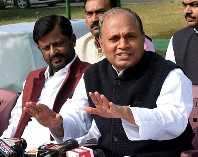 Patna: JD(U) national general secretary and Rajya Sabha MP Ramchandra Prasad Singh addresses a press conference in Patna on Dec 23, 2017. (Photo: IANS)