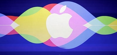 Apple’s Siri voice assistant has been snooping on people’s private lives inadvertently.