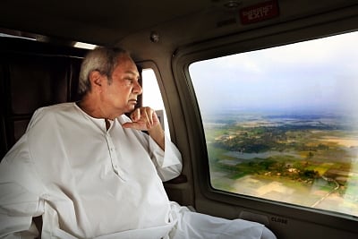 Puri: Odisha Chief Minister Naveen Patnaik inspects the cyclone Fani affected area, in Odisha