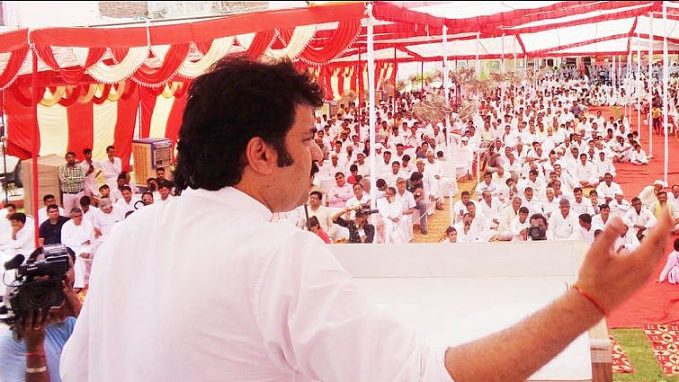 File image of Kuldeep Bishnoi speaking at a public gathering.