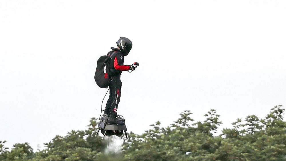 French inventor Franky Zapata completed the 35-km trip across the choppy waters of the English Channel in 22 minutes on 4 August,