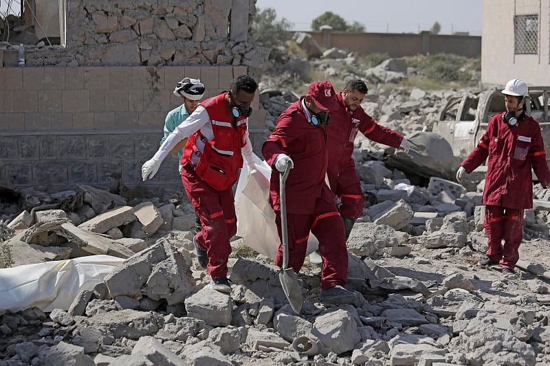 At least 100 people have been killed in Saudi airstrikes on Yemen