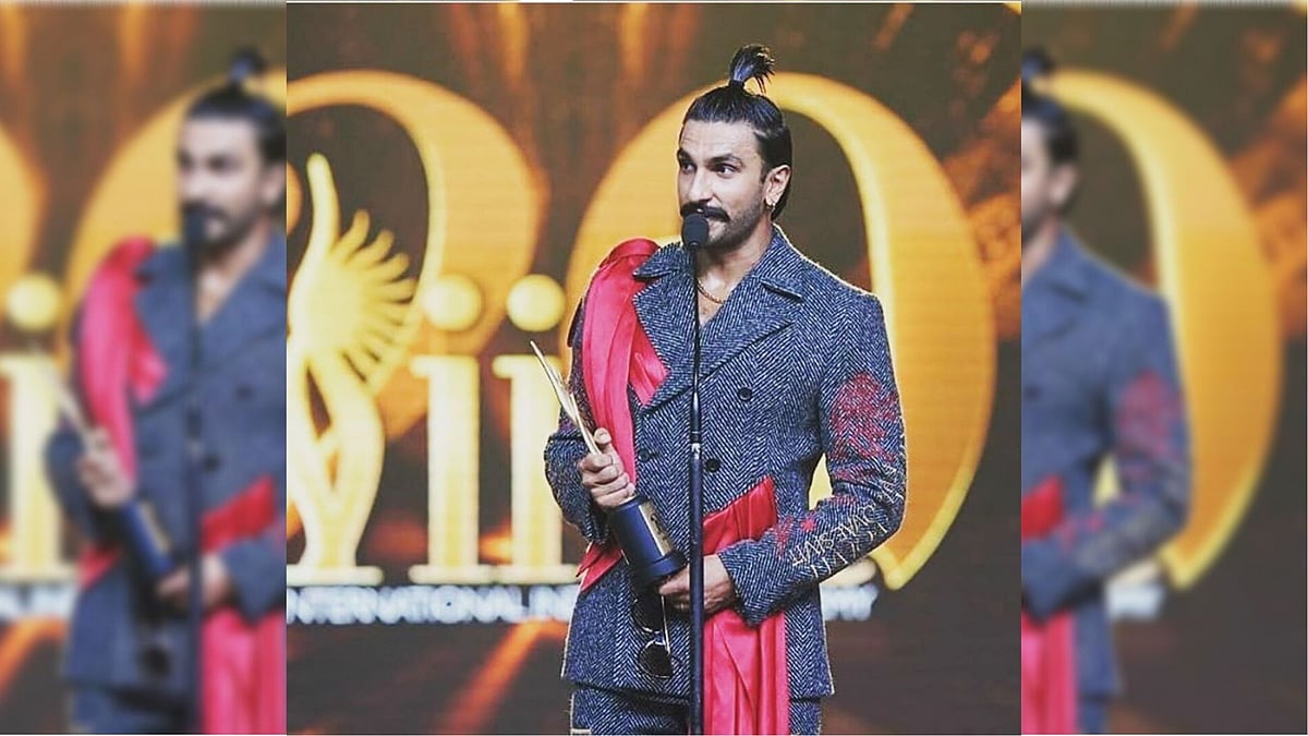 Ranveer Singh on IIFA stage.