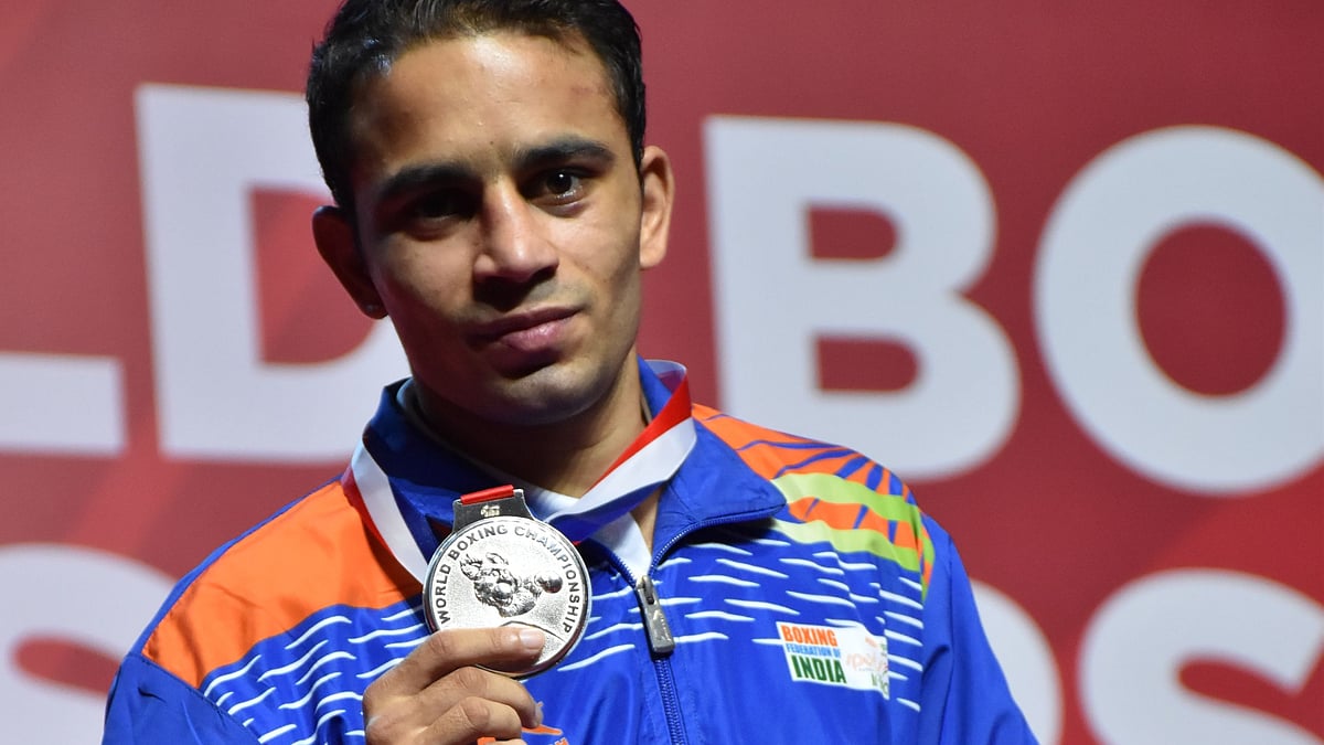 Facing Uzbek Olympic champion Shakhobidin Zoirov in the flyweight final, Amit Panghal lost by a unanimous decision to miss out on Gold