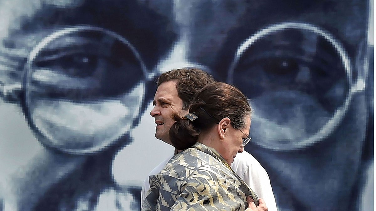 <div class="paragraphs"><p>Sonia Gandhi with  son Rahul Gandhi.</p></div>