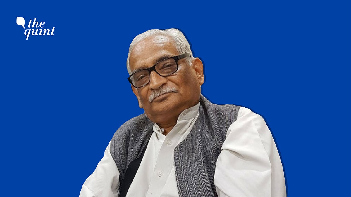 Senior advocate Rajeev Dhavan.