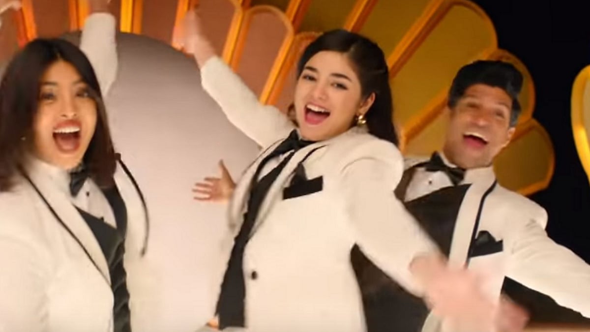 A still from The Sky is Pink ‘Pink Gulabi Sky’ Song