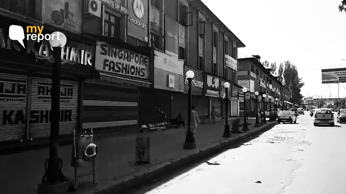 Empty streets in Srinagar. 