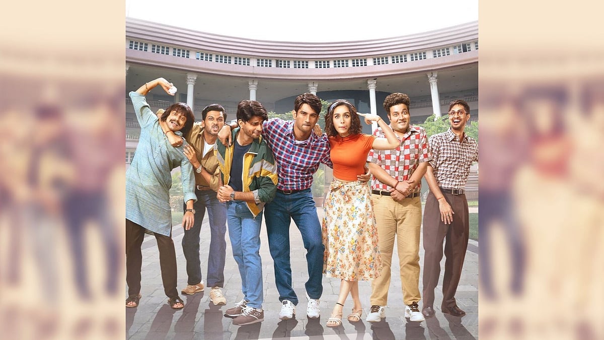 Sushant Singh Rajput, Shraddha Kapoor and the cast of <i>Chhichhore.</i>