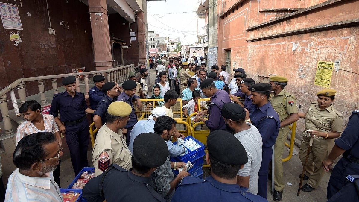Rajasthan’s Malpura witnessed an incident of stone pelting on a Dussehra procession