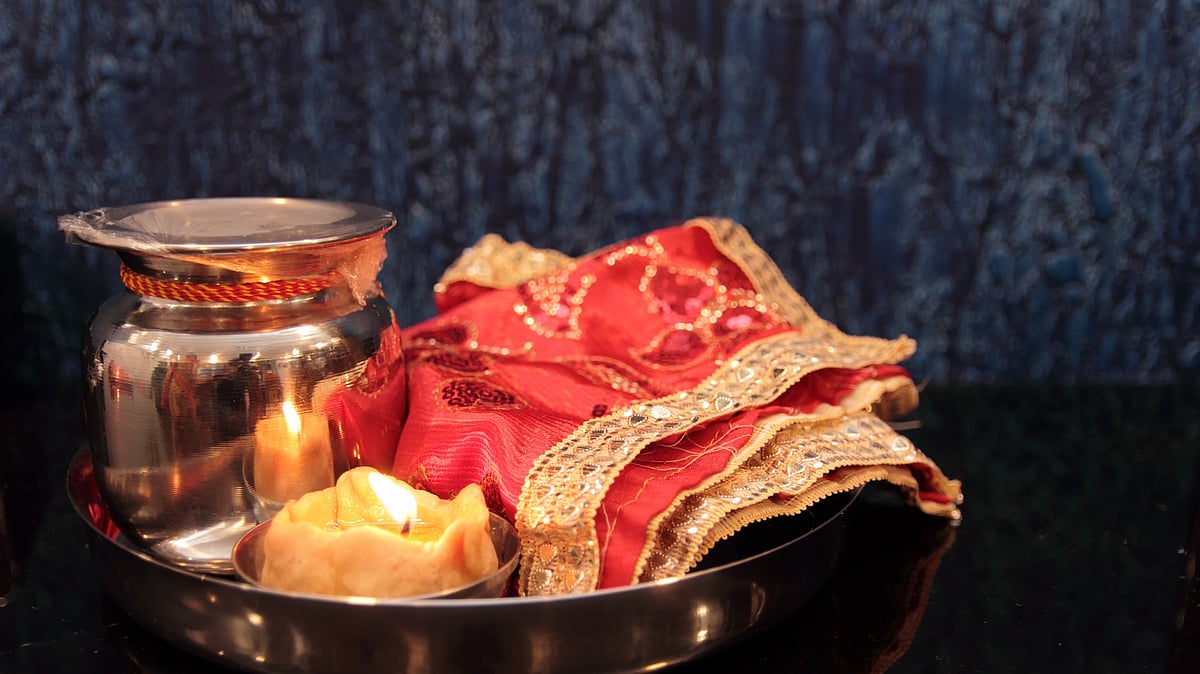 Confused about what to gift your wife and mother-in-law on Karva Chauth? Don’t worry, we’ve got you covered. 