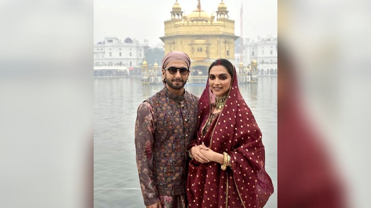 Deepika Padukone & Ranveer Singh at the Golden Temple.