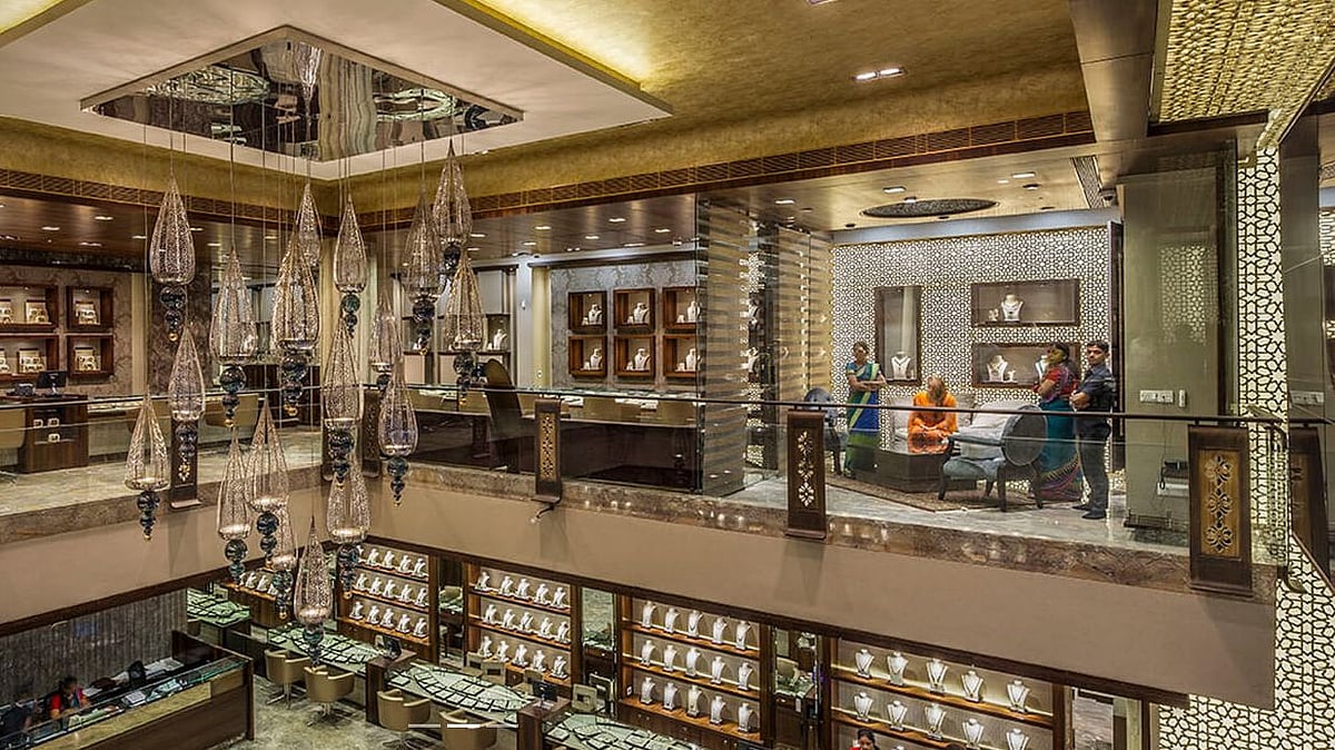 Rasiklal Sankalchand Jewellers outlet.