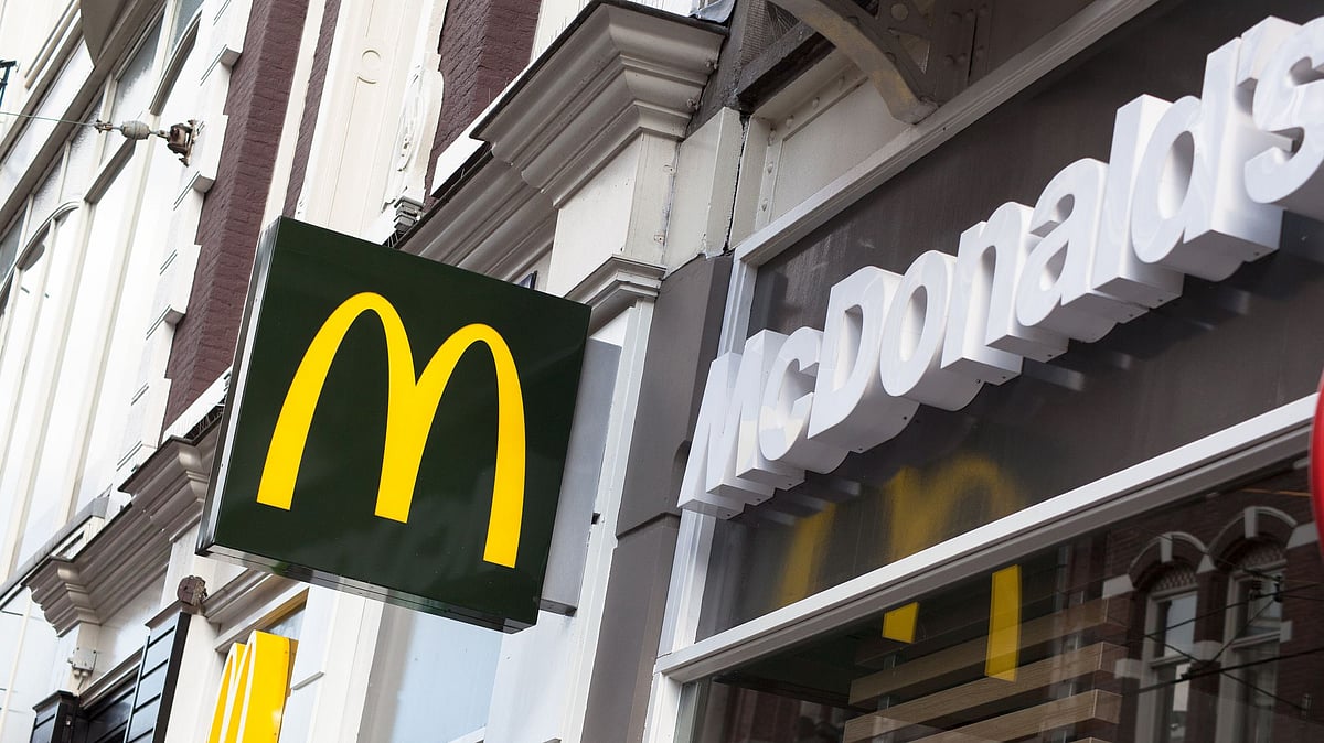 McDonald’s shares dropped 3 percent on Monday, 4 November.