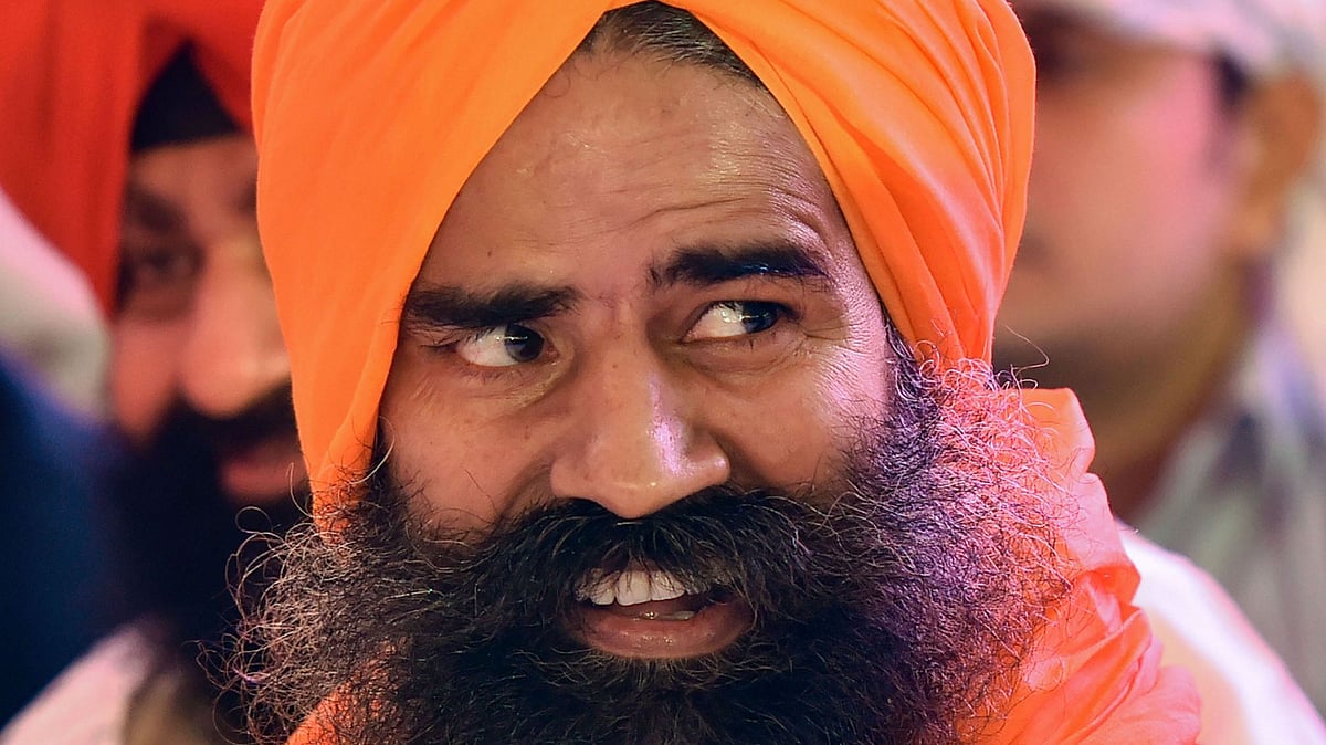 The Indian Medical Association (IMA) filed a police complaint against yoga guru Ramdev at the IP Estate police station on Thursday, 27 May.