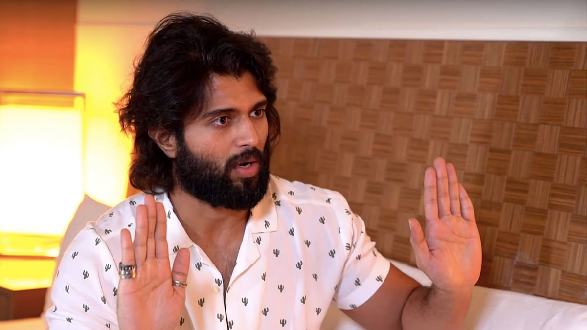 Vijay Deverakonda advocated the case for why not everyone shouldn't vote and why a dictatorship is a good option... 