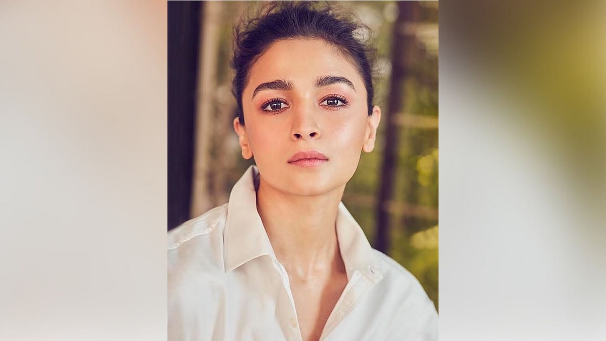 Alia Bhatt expresses a political opinion on Twitter.