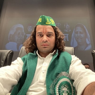Twitterati has fun over RJD