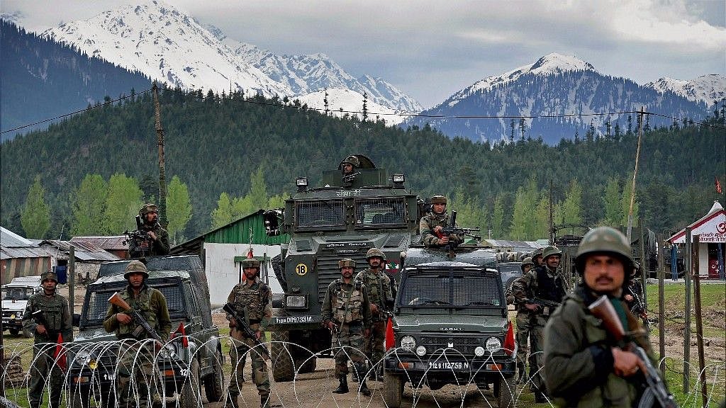 Army personnel guard a camp in Jammu and Kashmir’s Kupwara. Image used for representational purposes only. 